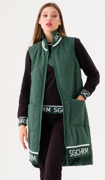 SCHRM LONG VEST WITH RIBBON, SWEAT WITH TRIANGLE CHARM, TRACKSUIT 