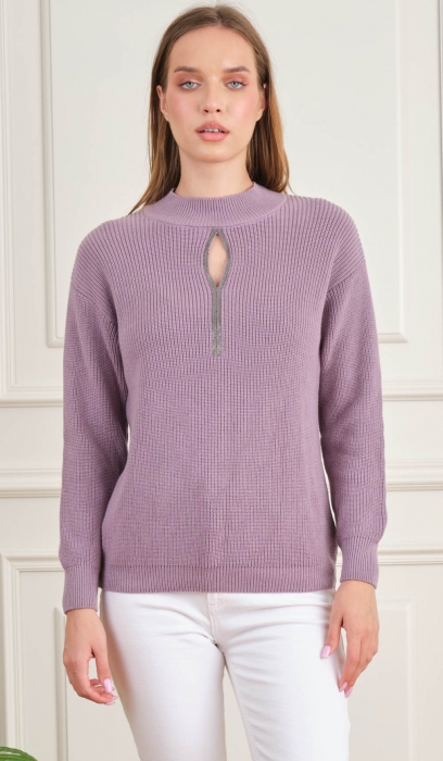Sweatshirt With Small Cut On Chest 